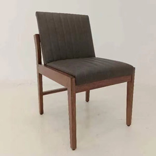 PU材质的单椅庄重大方颜色百搭适合酒店使用
